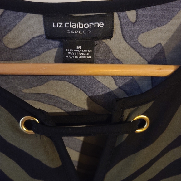 Liz Claiborne sleeveless career top - Picture 6 of 6